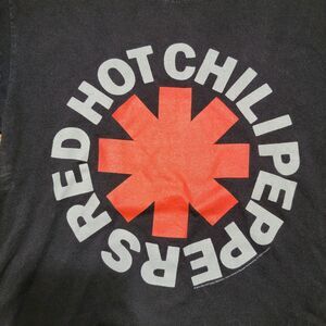 Red Hot Chili Peppers SS Black Tee Classic Logo - Size Small